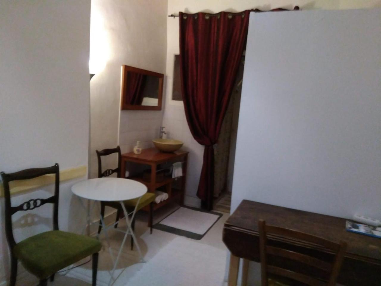 Chambres Les Soyeuses Ліон Екстер'єр фото